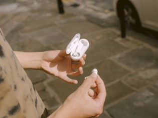 The OnePlus Buds Z have a new design with rubber tips