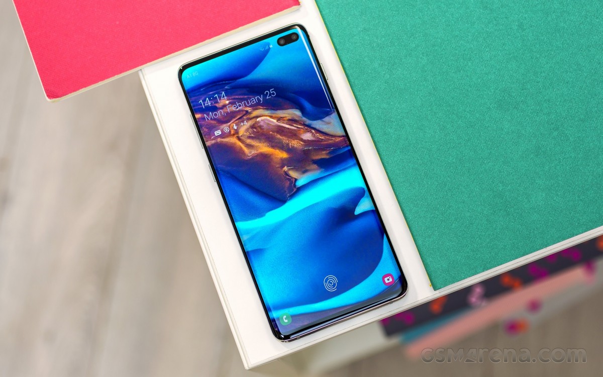 Samsung resumes One UI 3.0 update for the Galaxy S10