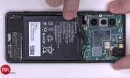 Sony Xperia 5 II disassembled on video, has a graphite sheet to cool the cameras