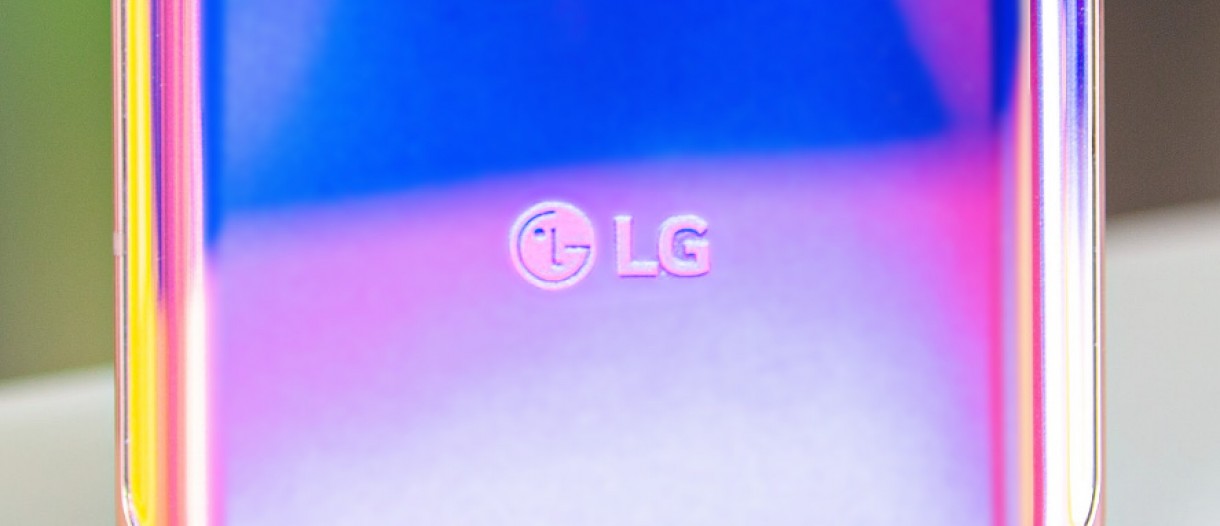 Download Lg Patents A 17 Inch Laptop With Rolling Display Gsmarena Com News Yellowimages Mockups