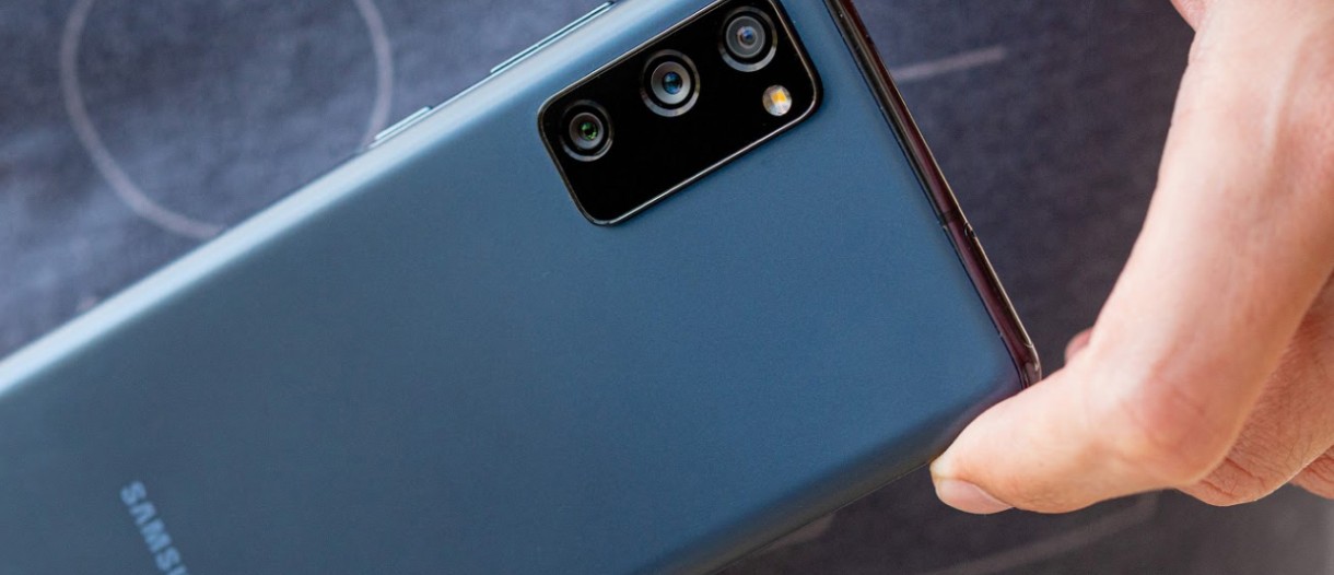 Samsung Pushes Another Update To Address Galaxy S Fe Touchscreen Issues Gsmarena Com News