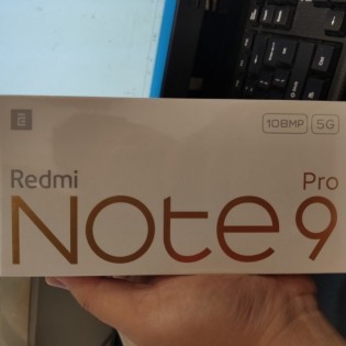 Retail boxes of Redmi Note 9 5G, Redmi Note 9 Pro 5G