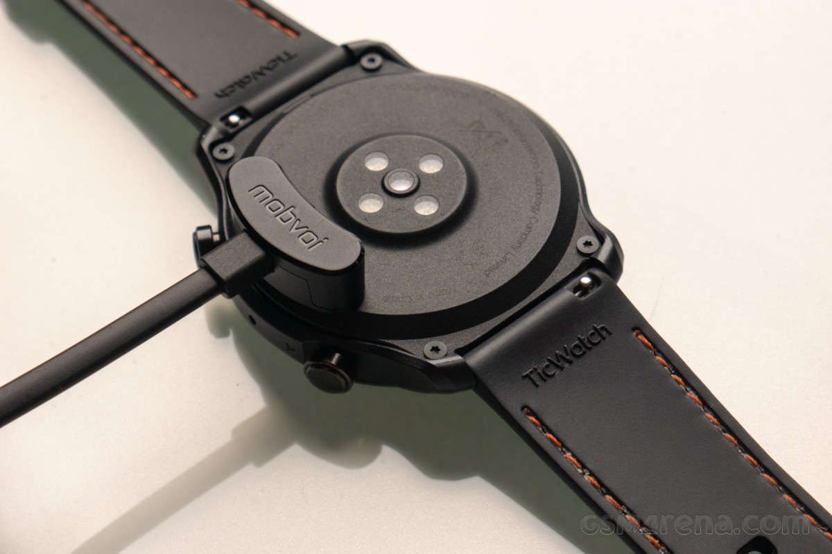 TicWatch 3 Pro Review: Fast Performance, Long Battery Life