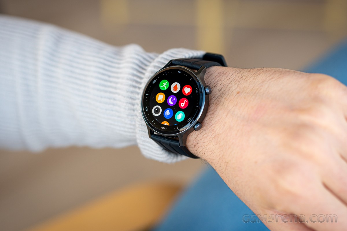 realme smartwatch Watch S Pro in review: Great display, convincing runtime  -  Reviews