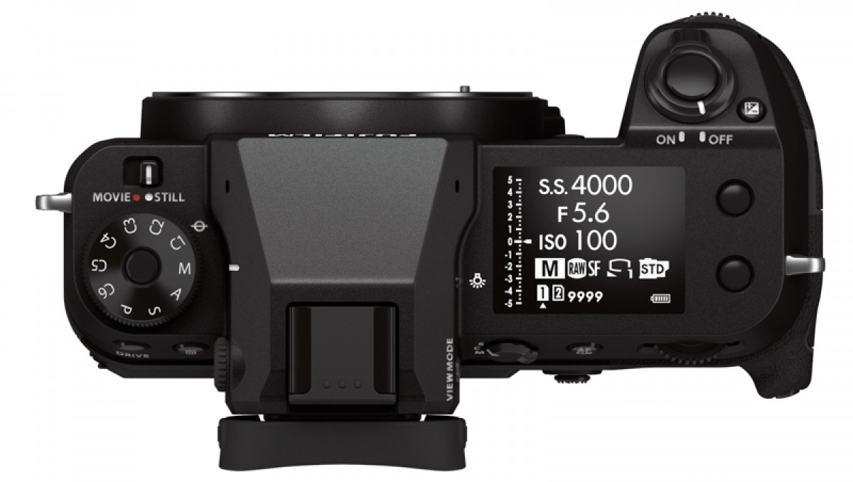 gfx 100 medium format camera