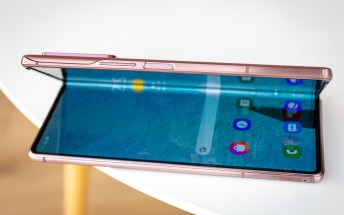 Samsung Galaxy Z Fold2 starts receiving One UI 3.0 + Android 11