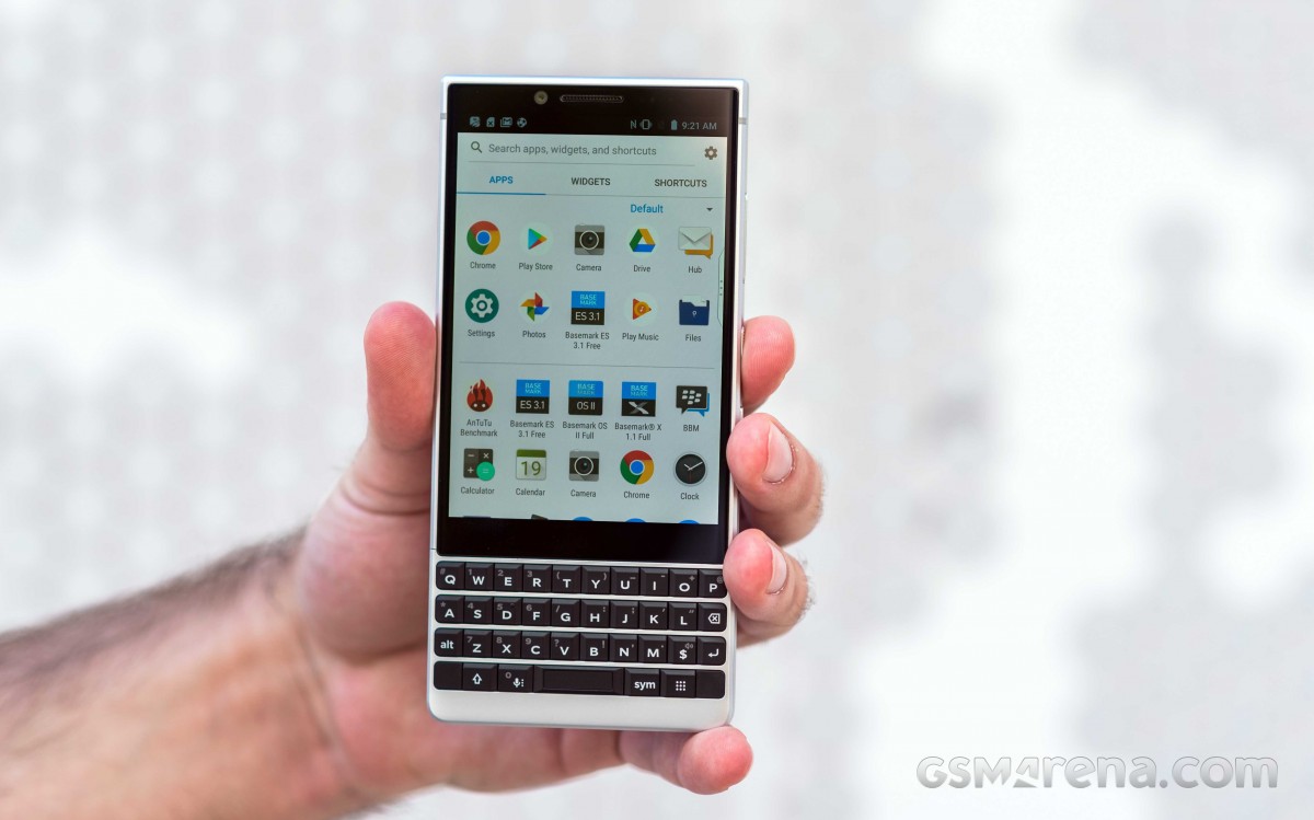 Huawei acquires 90 patents from BlackBerry