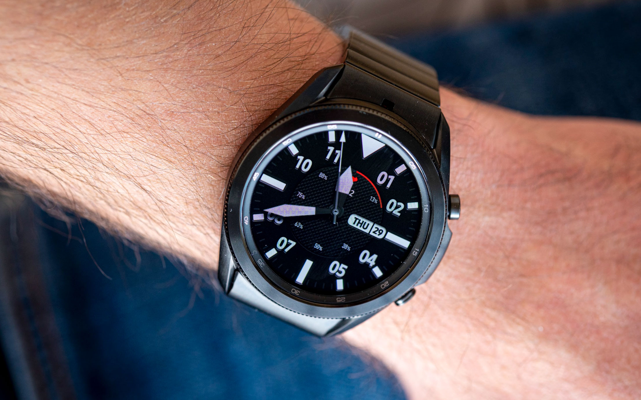 Blood sugar monitoring is expected to arrive to both Apple and Samsung