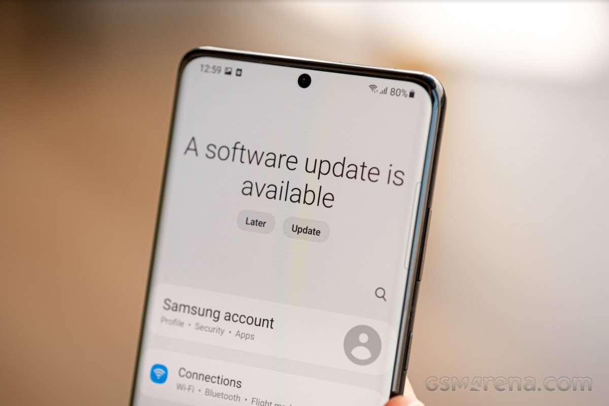 Update notification on a Samsung Galaxy S21 Ultra