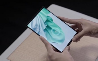 Oppo demoes Air Charging on Oppo X 2021 rollable phone 
