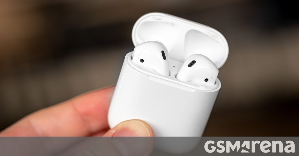 Apple AirPods Pro 2 get H2 chip and longer battery life - GSMArena