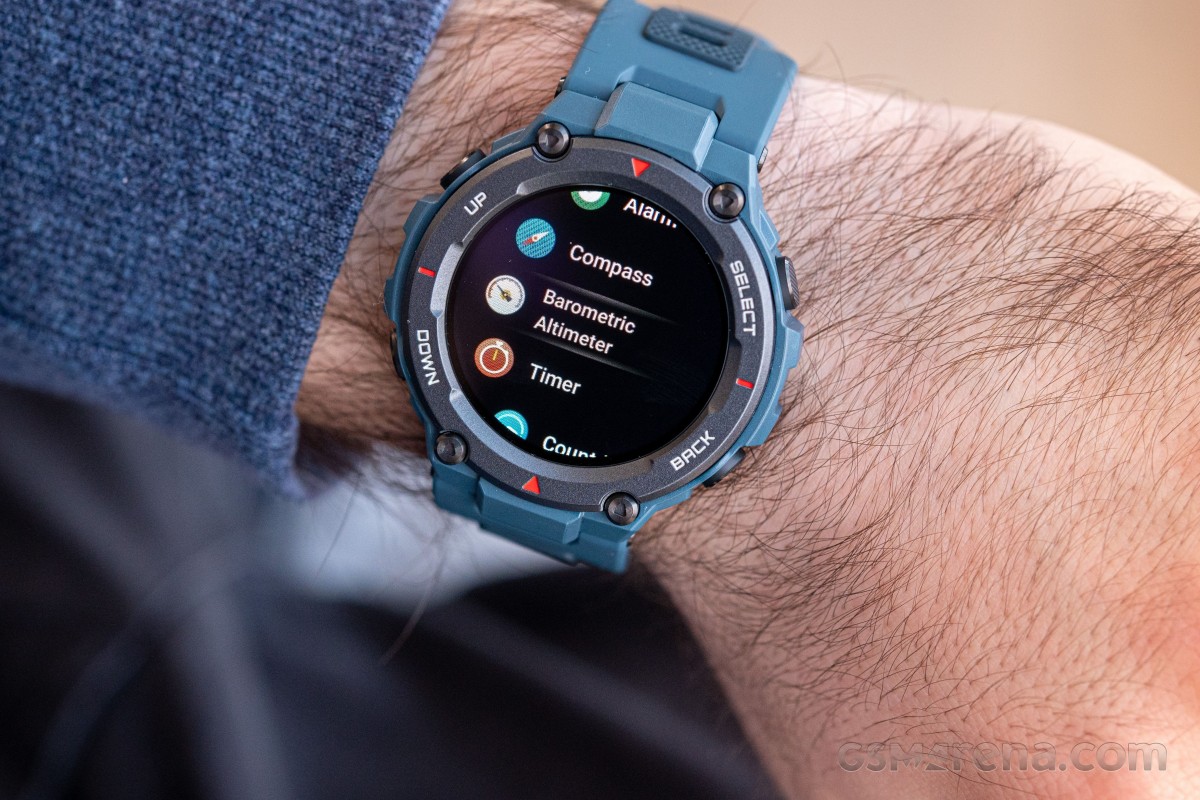 Honor watch gs pro или amazfit t rex pro что лучше