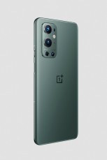 OnePlus 9 Pro in Pine Green