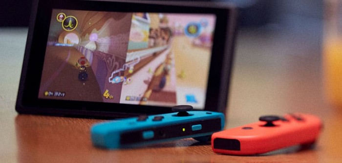 Nintendo will reportedly launch updated Switch console with larger Samsung OLED screen