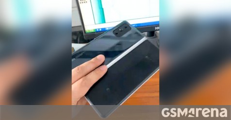Xiaomi Mi Mix có thể gập lại xuất hiện trong ảnh thực tế bị rò rỉ