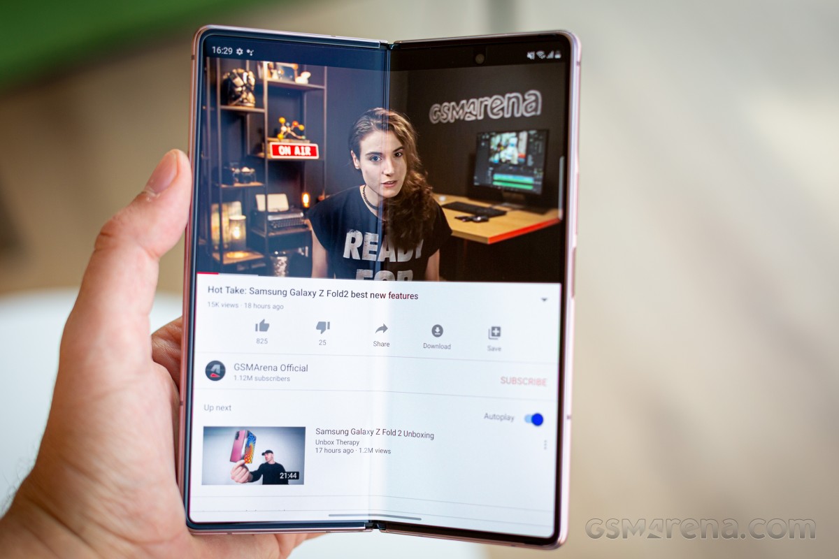 Samsung Galaxy Z Fold2 rẻ hơn 200 đô la / 200 bảng Anh khi giảm giá vĩnh viễn