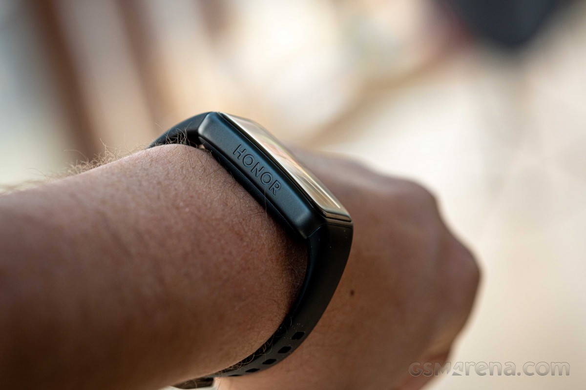 Honor Band 6 Features and Review 