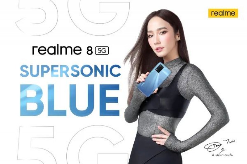 Realme 8 5G leaks in Supersonic Blue, shows up on Google Play Console