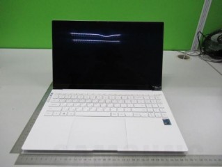 Samsung Galaxy Book Pro in white and Galaxy Book Pro 360 in silver (Source: Safety Korea))