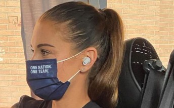 Beats Studio Buds spotted worn by another celebrity