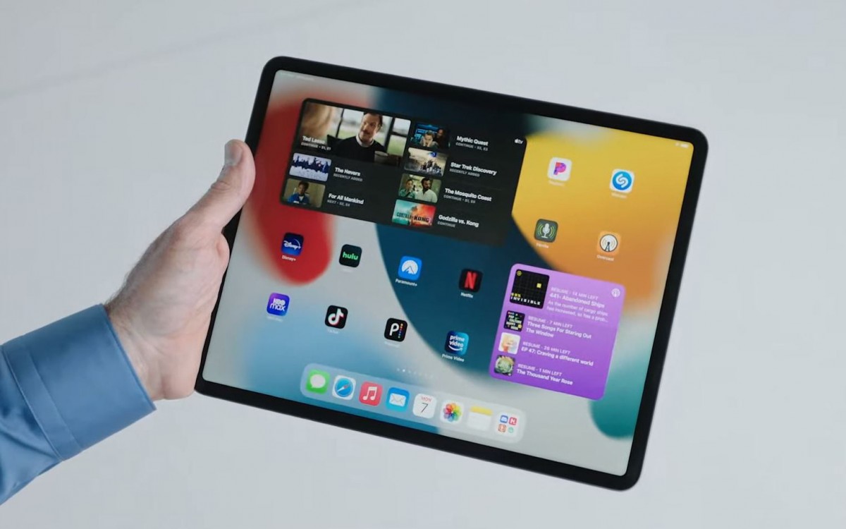 iPadOS 15 gets widgets on the home screen, more multitasking