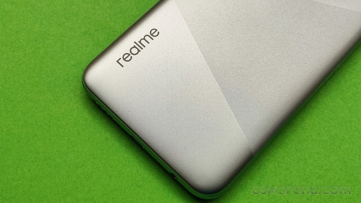 Mysterious Realme device surfaces on TENAA