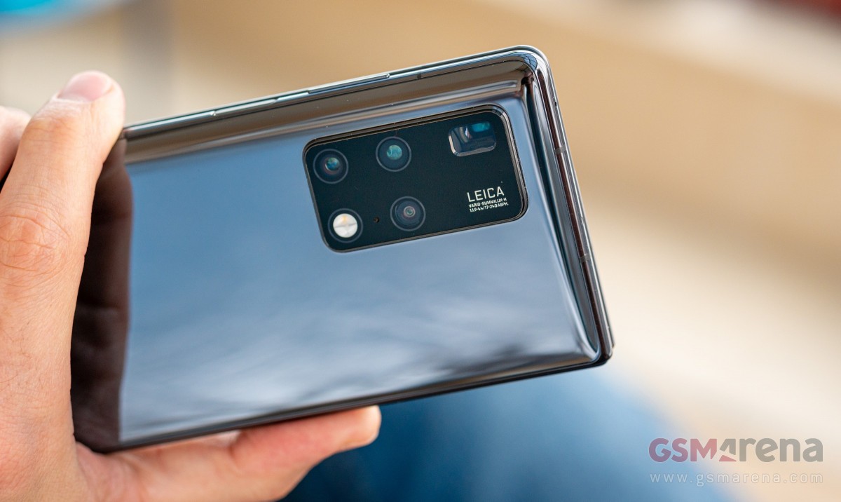 Weekly poll: what does your dream foldable phone look like?