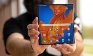 Honor is bringing a foldable with an 8” main display, the secondary is 6.5”