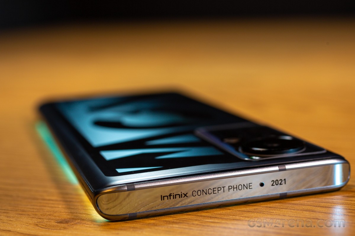 Testing the Infinix Concept Phone 2021 and its 160W Ultra Fast Charge system