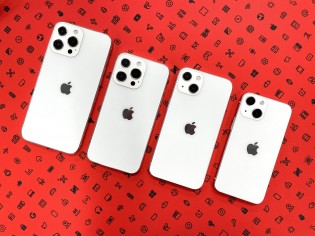 Apple iPhone 13 dummies