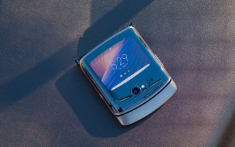 AT&T Motorola RAZR 5G updated to Android 11