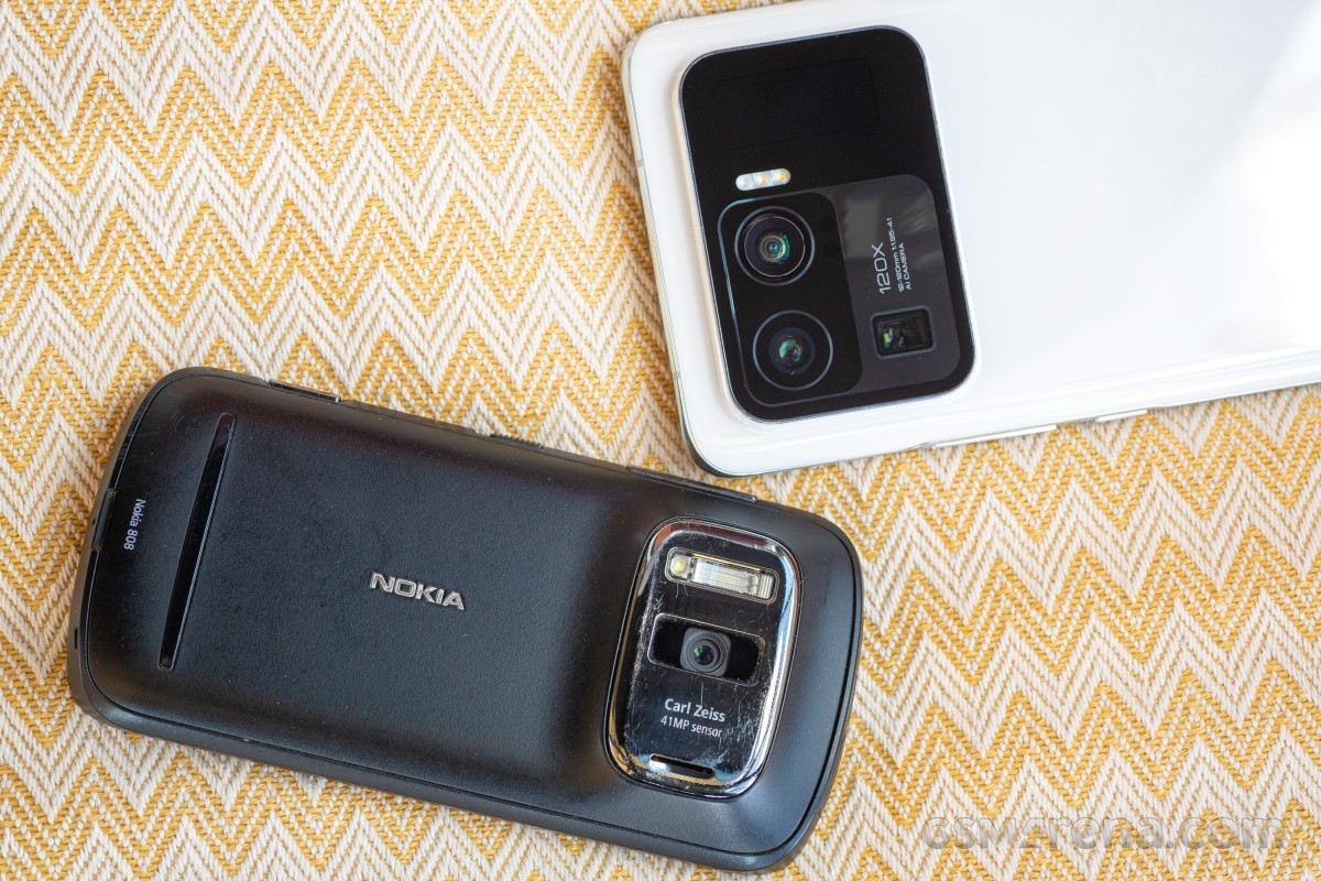 Nokia 808 PureView vs. Xiaomi Mi 11 Ultra