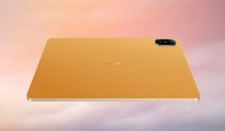 Honor Pad V7 Pro có các màu Xanh lam, Vàng và Bạc titan