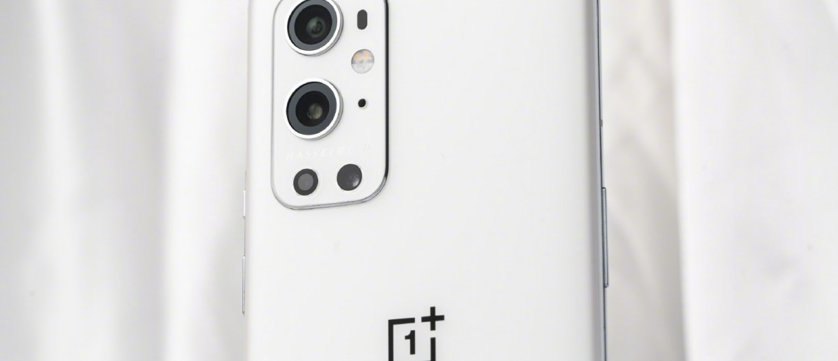 oneplus 9 pro white colour