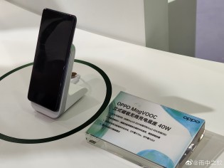 Oppo's 40W MagVOOC charging stand