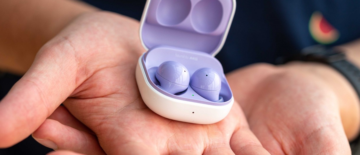 超激安格安SAMSUNG GALAXY BUDS2 LAVENDER VIOLET ヘッドホン