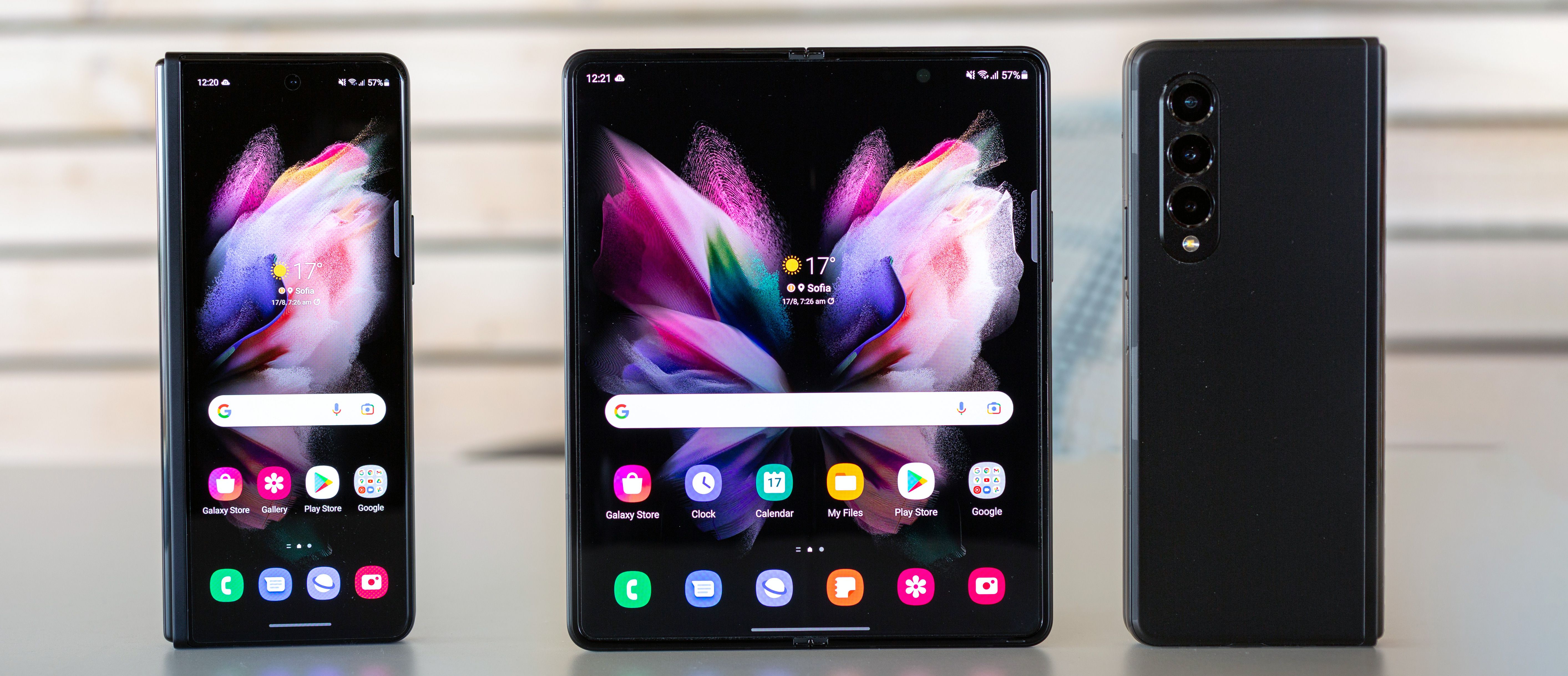 Samsung Galaxy Z Fold3 5g In For Review Droid News 9367