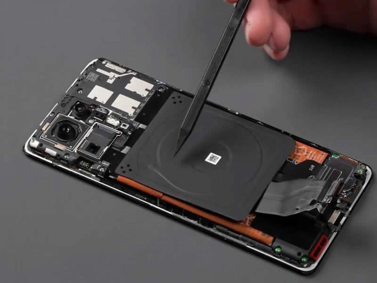 Xiaomi Mix 4 torn down on video