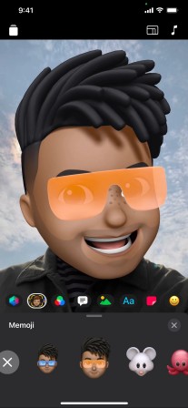 Clips update: adding memoji