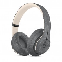 Beats Studio3 ACW* (images: Apple)