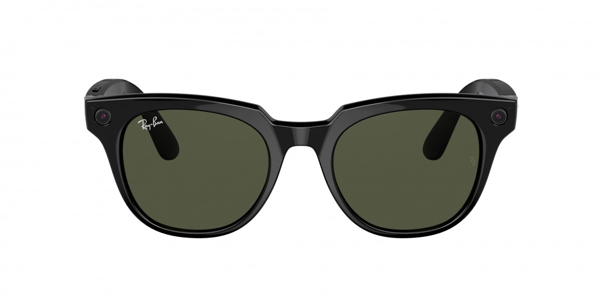 Ray-Ban Stories are smart Wayfarers for Facebook