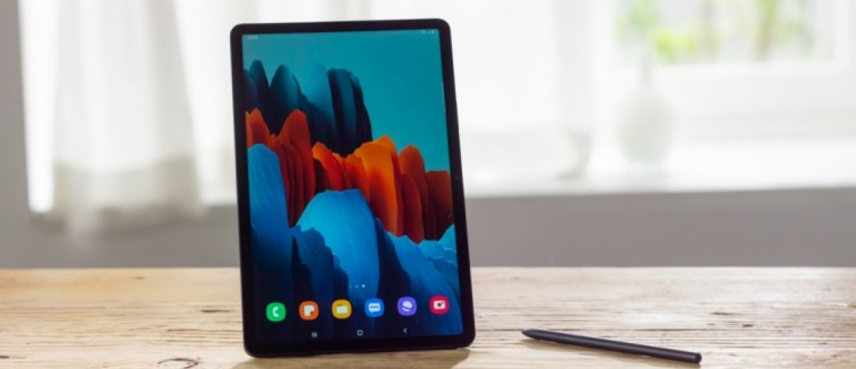 Leak: the Samsung Galaxy Tab S8 Ultra will have a 14.6&quot; OLED display with 3K resolution - GSMArena.com news