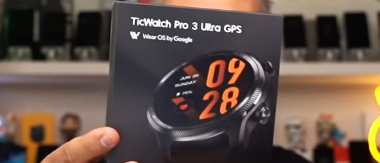 Mobvoi officially teases TicWatch Pro 3 Ultra GPS,will launch October 13 -   news