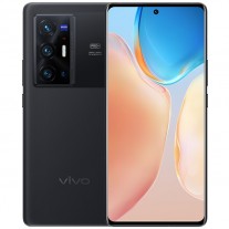 vivo X70 Pro+ en deux couleurs de cuir végétalien et noir standard