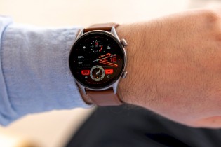 Watch faces and their AOD versions