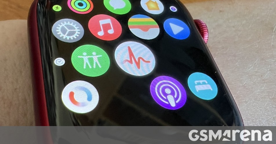 Third-party app icons don't appear on Apple Watch Series 7 - GSMArena