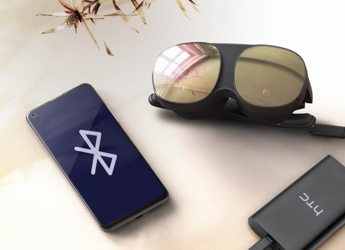 HTC anuncia Vive Flow, un auricular compacto de realidad virtual que se empareja con su teléfono por $ 499