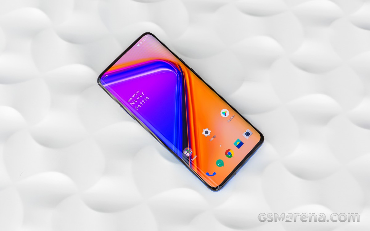 OnePlus 7 et 7 Pro obtiennent une mise à jour qui résout les problèmes de décalage d'écran d'appel