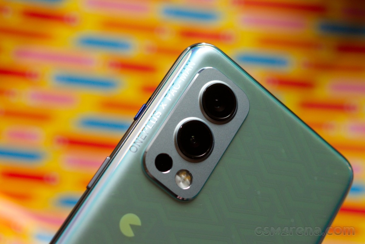 OnePlus Nord 2 x Pac-Man Edition hands-on review - GSMArena.com news