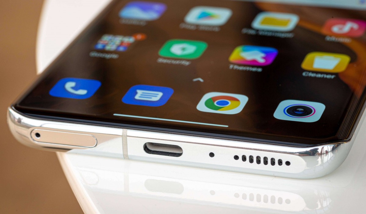 Xiaomi 12 lineup to feature curved displays, symmetrical speakers